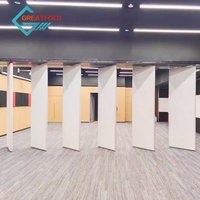 Cloison de séparation mobile pliable au design moderne en aluminium, mur modulaire pour bureau, salle de sport et école, avec fonction réglable