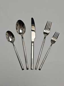 Couteau de table, couteau à steak, fourchettes de table, fourchettes à dessert DF 430 personnalisés en acier inoxydable avec manche martelé de luxe - Product Image 1