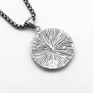 Yunnique – collier avec pendentif œil porte-bonheur en acier titane, en acier inoxydable 316, bijoux unisexes à la mode, design géométrique - Product Image 4