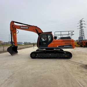 รถขุดดิน Doosan DX300-9 มือสอง 30 ตัน คุณภาพสูง ราคาประหยัด ของแท้ รถขุดไฮดรอลิกแบบตีนตะขาบ - Product Image 1
