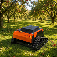 Tondeuse à gazon télécommandée robuste, largeur de coupe 800 mm, moteur 452 cm³, machine à couper l'herbe sur chenilles pour utilisation en montagne et en ferme