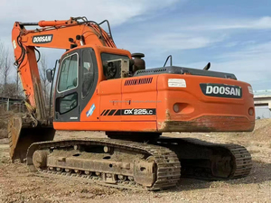 Excavatrice sur chenilles hydraulique Doosan DX225LC avec moteur, poids opérationnel de 21 tonnes, bon état, à vendre - Product Image 6