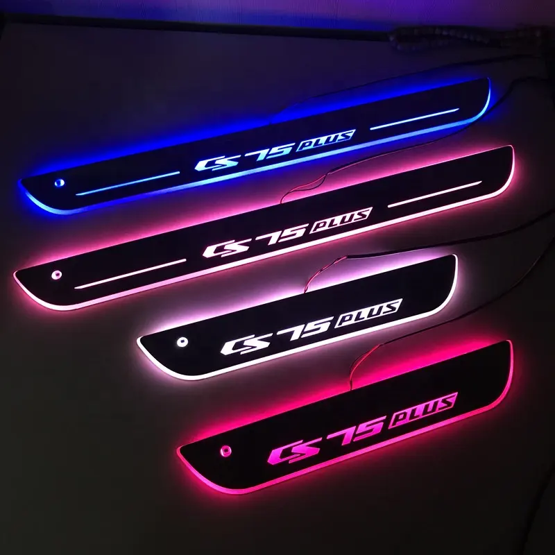 אלחוטי קווית RGB מואר Streamer דינמי מותאם אישית רכב לוגו בברכה דוושת דלת אדן צלחות שפשוף צלחות אור