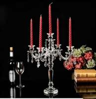 Fournitures de décoration de luxe pour mariages et événements : Tables en acrylique haut de gamme, candélabres élégants et essentiels pour la restauration professionnelle