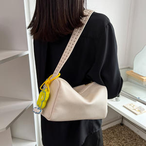 Nuevo Bolso Versátil Estilo Coreano, Tipo Bandolera y de Axila, Diseño Cuadrado - Product Image 3