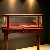 Vintage Ovale Schmuckvitrine mit LED-Beleuchtung und Anpassbarer Farbgebung für Luxus-Einzelhandel und Firmen-Showrooms