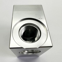 Pièces de modification de moto et de voiture RC en alliage d'aluminium usinées avec précision par CNC, pièces de montage en métal anodisé usinées sur 5 axes sur mesure