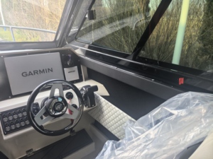 Barco de Vela de Aluminio de 7.5m (25 pies) con Cabina, para Pesca o Recreo, Fabricado <span class=keywords><strong>en</strong></span> China, <span class=keywords><strong>en</strong></span> <span class=keywords><strong>Venta</strong></span> - Product Image 6