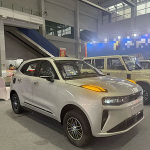 Auto Eléctrico de 4 Ruedas de Alta Calidad y Bajo <span class=keywords><strong>Precio</strong></span>, Modelo P7, Ideal para Viajes Cortos, Vehículo de Nueva Energía, Gran Venta - Product Image 4