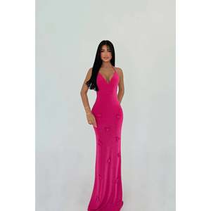 Robe longue fuchsia pour femme, style A-line, à bretelles, longueur ras du sol, style soirée, motif brodé 3D, tailles XS-XL, en polyester tissé, ODM/OEM - Product Image 6