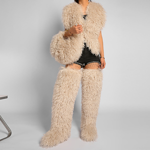 3 סטים חורפיים לנשים, מגפי ירך גבוהים מדמוי פרווה מונגולית, עם תיק פרווה רך ומעילי פרווה. - Product Image 4