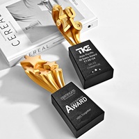 Trophée en résine haut de gamme personnalisé en forme d'encensoir créatif, pour employé exceptionnel, commémoratif, trophée de champion en résine