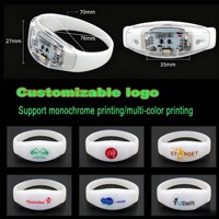 Bracelet lumineux personnalisé en gros activé par le son, bracelet LED lumineux activé par la voix