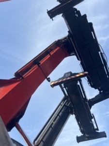 Apilador de Contenedores Usado de Marca China SRSC45C30, Máquina Elevadora de Contenedores de Puerto de 45 Toneladas con Motor Volvo - Product Image 6