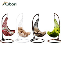 Fauteuil suspendu d'extérieur avec support en C, panier en rotin tressé et coussin moelleux pour chambre, salon ou balcon