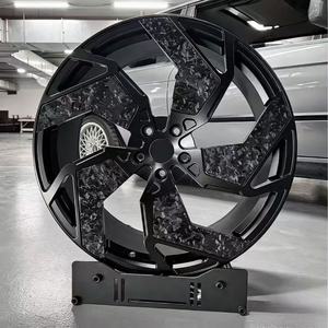 ล้อแม็กคาร์บอนไฟเบอร์ปลอมแบบแยก5<span class=keywords><strong>ซี่</strong></span>ขอบ20-24นิ้ว5X112 5X130 PCD ขอบที่กำหนดเองสำหรับ lamburus Audi RSQ8 SUV - Product Image 1