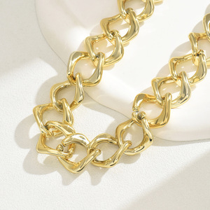 Stylish American Hip Hop Women's Clavicle Chain 18K Gold Plated Exaggerated Long <b>Necklace</b> Party Jewelry Zinc Alloy U Shaped - Product Image 3