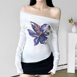 Camiseta de Manga Larga con Estampado Floral y Cuello Asimétrico, Ajuste Delgado, Elástica y Suave, Prenda Básica Informal para Primavera y Otoño para Mujer - Product Image 2