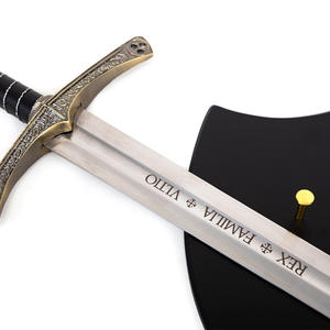 Espada de Radzig de <span class=keywords><strong>Kingdom</strong></span> Come: Deliverance, Réplica a Escala 1:1, Espada de Caballero Europeo sin Filo, Accesorio de Juego COS, Regalo para Niños, Colección, Adorno - Product Image 4