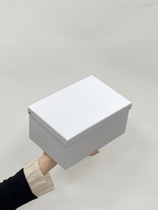 <strong>Bespoke</strong> <strong>Gift</strong> Box with Embossed UV Coating Marker Paint Pens in Flap Lid Packaging Colorful Art Paints Sponge Liner Makeup Ribbon - Product Image 2