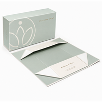 Boîte cadeau magnétique pliable en gros, en carton blanc, avec logo estampé à chaud et poignée, pour coffret cadeau personnalisé