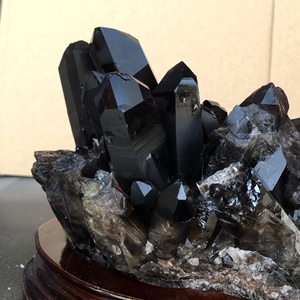 Cluster di <span class=keywords><strong>Citrino</strong></span> e <span class=keywords><strong>Quarzo</strong></span> Fumé di Alta Qualità all'Ingrosso, Cluster Naturale di <span class=keywords><strong>Quarzo</strong></span> Fumé per Decorazione d'Interni - Product Image 1