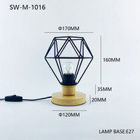 Lámpara de Mesa de Diseño Personalizado, Clásica y Creativa, 220V, Lámpara LED de Noche para Hotel y Dormitorio
