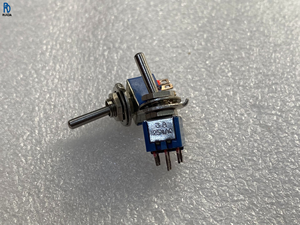 Interruptor de Palanca para Sensor de Controlador PLC, Nuevo y Original SMTS-202 - Product Image 1