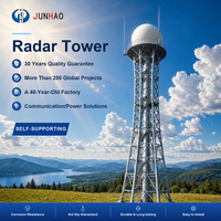 Tour radar en treillis d'acier peint rouge et blanc avec radôme GFRP détachable et escalier en colimaçon, tour d'antenne anticorrosion