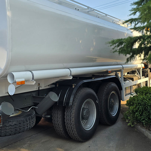 Camión Cisterna de Transporte de Agua Fengniao de 15m3-30m3, Tridrúas, Acero al Carbono, con Transmisión Manual de 351-450hp, en Venta - Product Image 6