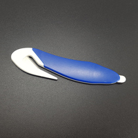 Ouvre-boîte portable personnalisé en plastique Outil de levage d'agrafes à usage de bureau