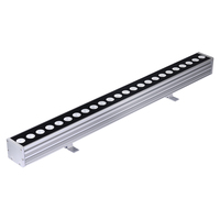 Projecteur mural LED RGB 50W pour l'extérieur des bâtiments et l'aménagement paysager, étanche IP67, corps en aluminium, pour hôtels
