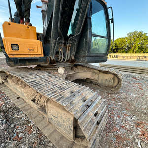 Meilleure vente d'excavatrice Hyundai 215VS 21TON utilisée, noyau de roulement de moteur en bon état, également Hyundai 220 225 à vendre - Product Image 4