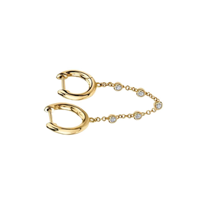 Boucles d'oreilles créoles doubles plaquées or avec chaîne fine à pampilles et breloque romantique en zircon cubique pour femme, idéales pour les fêtes et mariages - Product Image 4