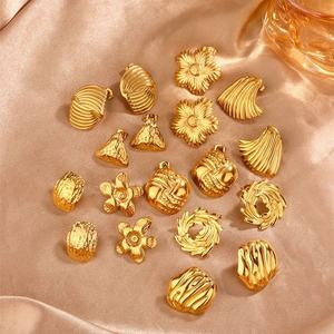 Pendientes Geométricos Exagerados con Forma de Corazón, Fruta y Flor para Mujer, de Acero Inoxidable, Modernos, para Fiesta, Chapados en Oro de 14K, Hechos a Medida - Product Image 1