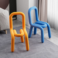 Chaise Alien pas chère, style postmoderne, luxe léger, chaise individuelle minimaliste, inspirée d'Instagram, chaise de salle à manger nordique, créative et moderne