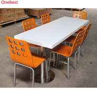 Table et chaises pliantes carrées 4 places en pierre de surface solide blanche pour salle à manger commerciale