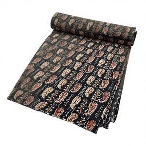 Bonito Kantha de Color negro con flor de Color Rosa Reversible único indio Kantha edredones colcha King Size Kantha Gudari - Product Image 1