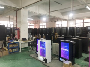 Distributore Automatico Compatto da 32 Pollici con Schermo Touch, Montaggio a Parete, Verifica dell'Età, Pagamento Cashless, Monitoraggio Remoto Basato su Cloud - Product Image 6