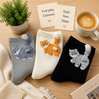 Chaussettes fantaisie en coton pour femmes, motif chat 3D avec pompons, 5 paires, idéales pour l'hiver, pour les amoureux des chats