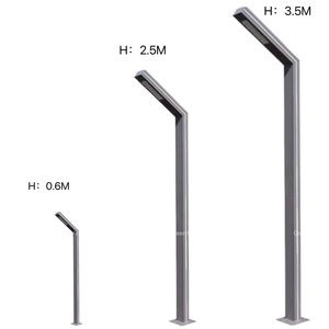 Lampioni LED a Palo in Alluminio con Profili Integrati e Pannelli Solari, Illuminazione Stradale per Ville, Piazze e Giardini - Product Image 3