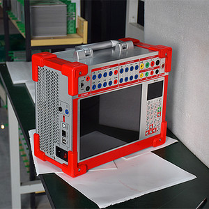 Medidor de Resistencia de Corriente Secundaria Rojo de Alta Precisión y Estabilidad para Pruebas de Inyección de Relés Trifásicos - Product Image 1