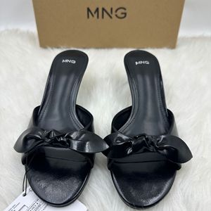 Nouvelles sandales compensées élégantes à talon aiguille et bout ouvert pour femme, couleur unie, avec nœud et bout rond, collection été 2026 - Product Image 2
