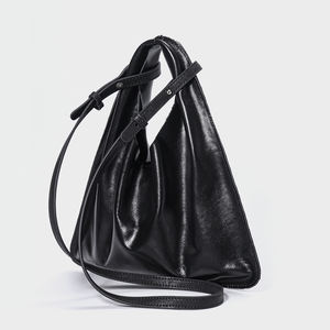 Bolso de Hombro Cruzado de Cuero Genuino Estilo Coreano Elegante 2025 para Viajes Diarios con Forro de Poliéster - Product Image 6