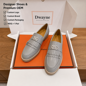 Zapatos de Diseñador de Lujo 2026 para Hombre y Mujer, Mocasines de Cuero de Alta Calidad, Color Gris con Flecos y Hebilla Plateada, Estilo Elegante para Oficina y Casual, Nuevo - Product Image 1