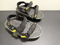 Chaussures à roues électriques tout-terrain intelligentes MOONWALKERS avec algorithme de marche IA