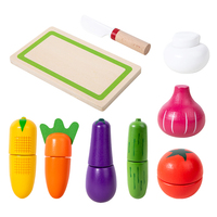 Ensemble de jouets à découper en bois Légumes (Maïs, Carotte, Aubergine, Concombre, Oignon, Tomate) avec couteau et planche à découper pour jeu d'imitation Enfants CE CPC Vente en gros OEM Personnalisé