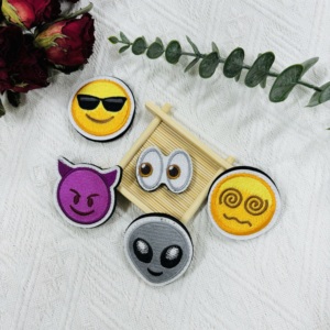 高品質刺繍帽子 カスタム野球帽 アイロン接着刺繍パッチ付き帽子 カスタムロゴ入りキャップ - Product Image 2