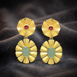 Nouvelles boucles d'oreilles pendantes en chalcédoine verte rubis plaquées or pour les fiançailles, les fêtes et les cadeaux - Style ethnique pour femmes et unisexe - Product Image 3