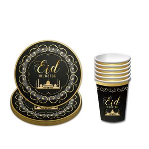 Fournitures de fête de l'Aïd : Assiettes et gobelets en papier jetables dorés et noirs pour desserts - Product Image 1
